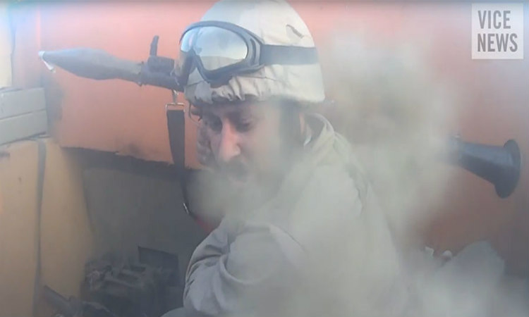 Βίντεο-σοκ: Τζιχαντιστής καταγράφει το θάνατό του σε μάχη με τους Κούρδους!
